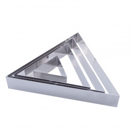 Cercle à entrements triangle inox