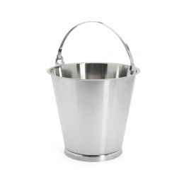 Graduated bucket with base