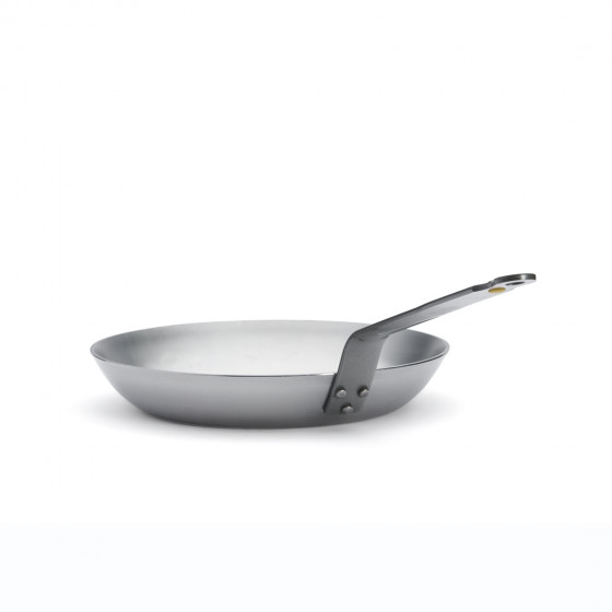 Set of 2 MINERAL B steel frying pans + neoprene handle cover