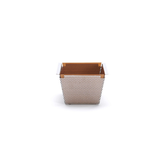 Perforated stainless steel cake mould 15x10,3cm + 2 non-stick baking sheets