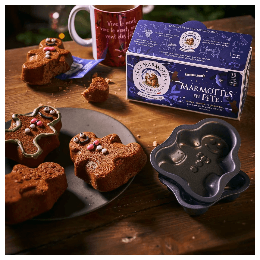 Mini Gingerbread Man cakes