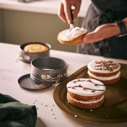 Bento cake