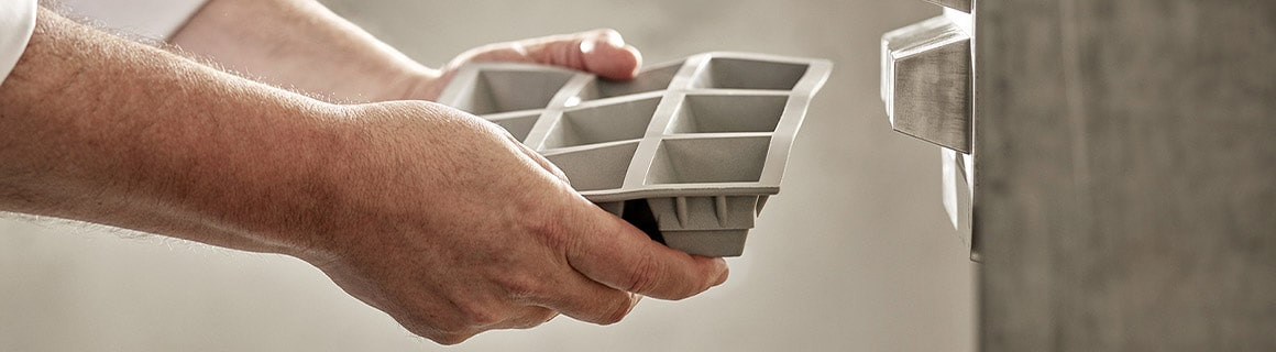 ELASTOMOULE - silicone baking moulds and trays – De Buyer
