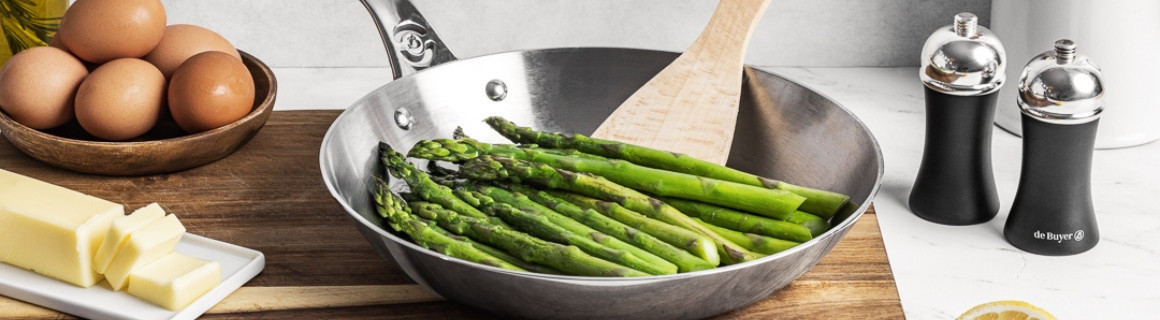 Stainless steel frying pans